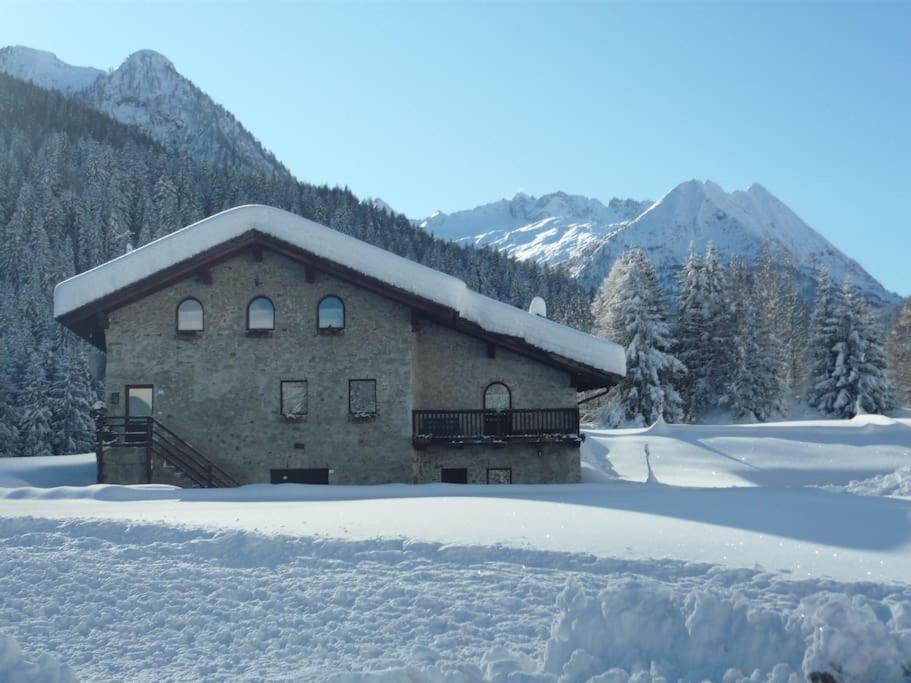 Chalet Rustico Bertolini Per Gruppi! Villa Vermiglio Eksteriør bilde