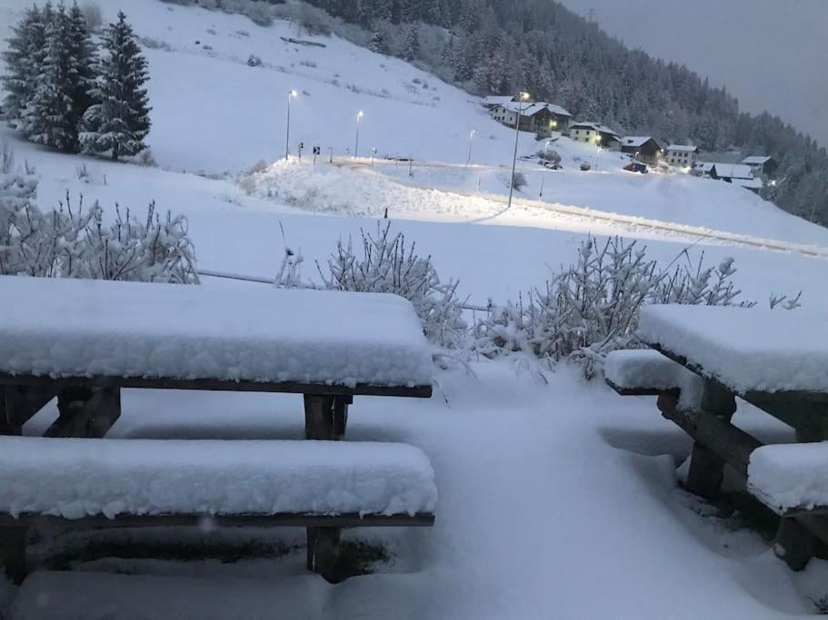 Chalet Rustico Bertolini Per Gruppi! Villa Vermiglio Eksteriør bilde