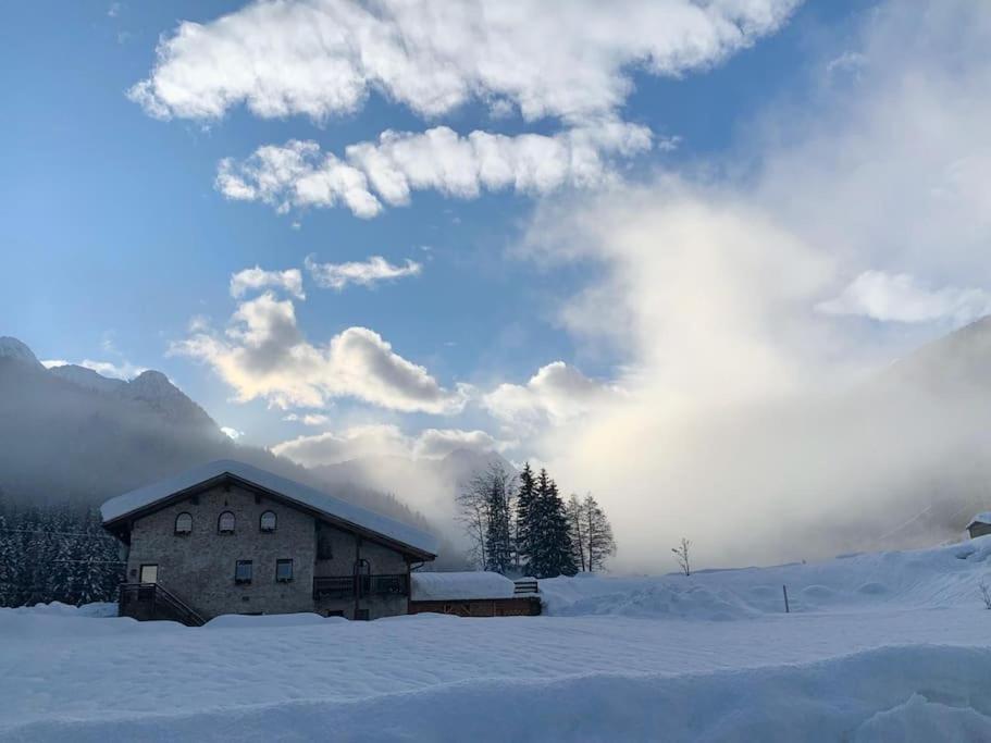 Chalet Rustico Bertolini Per Gruppi! Villa Vermiglio Eksteriør bilde