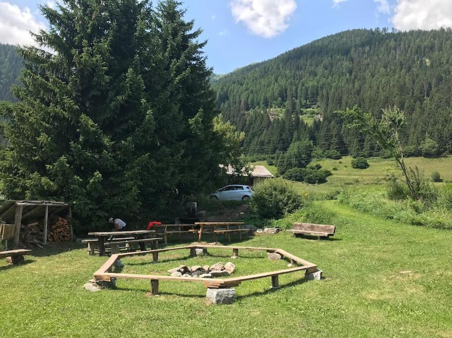 Chalet Rustico Bertolini Per Gruppi! Villa Vermiglio Eksteriør bilde